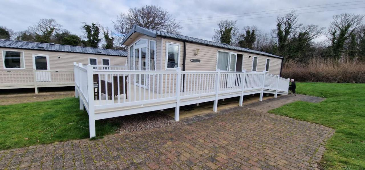 Beautiful Caravan Near Edinburgh Nr 14 Port Seton Exterior foto